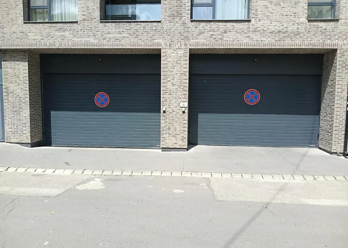 Cloe Free Garage * Σέγκεντ